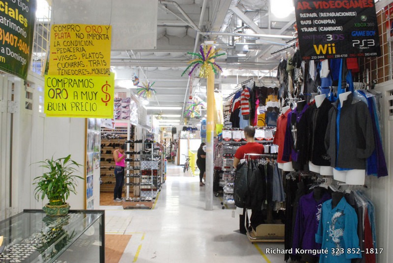 10-10-RS Mall-009