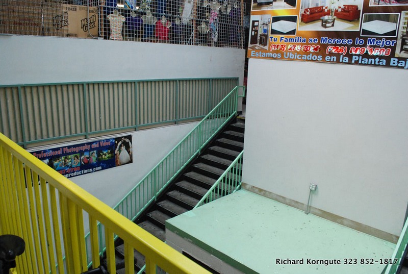 13-13-RS Mall-012